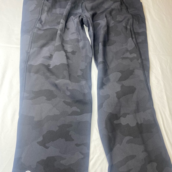NWT Lululemon Swift Speed Crop HR 21” - Picture 13 of 13